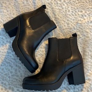 Vagabond Shoemakers Grace Chelsea Boot